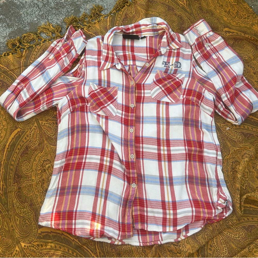Harley-Davidson Red and White Button Down Shirt with Notched Collar